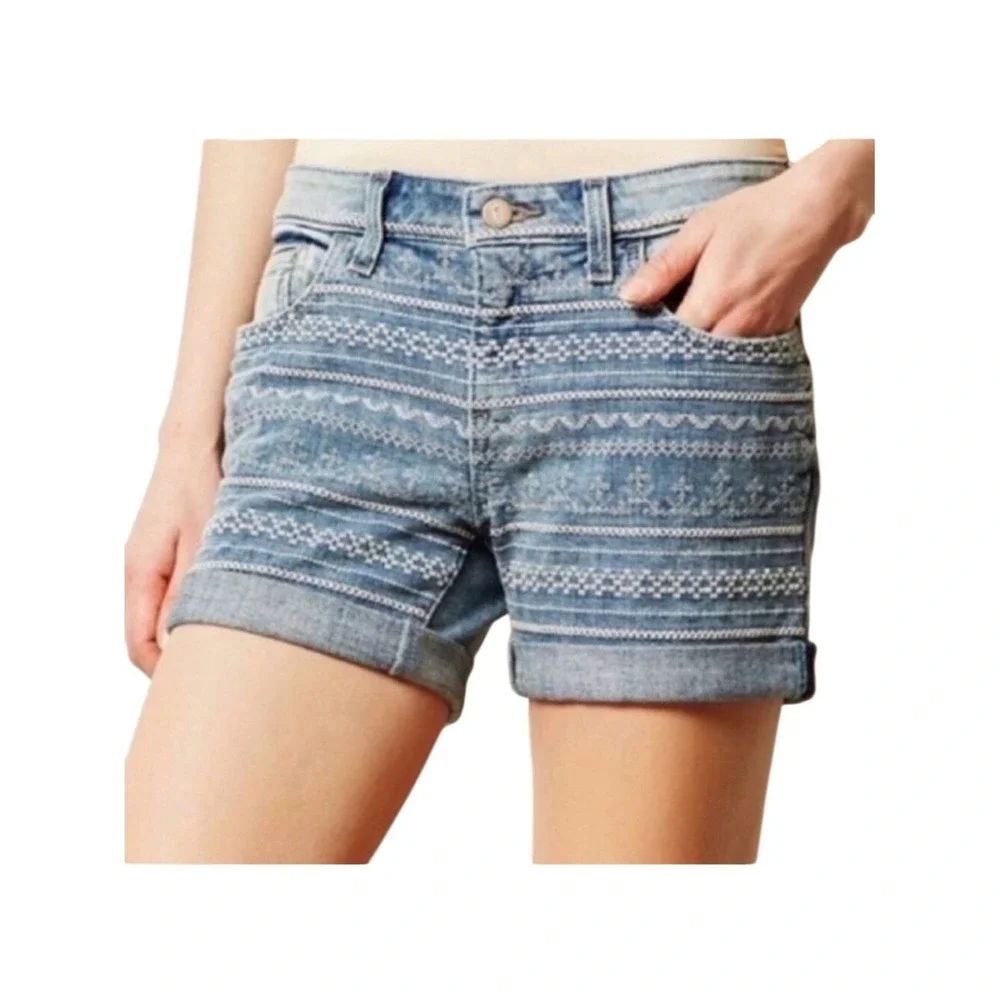 Anthropologie Pilcro and the Letterpress Size 26 Embroidered Jean‎ Shorts